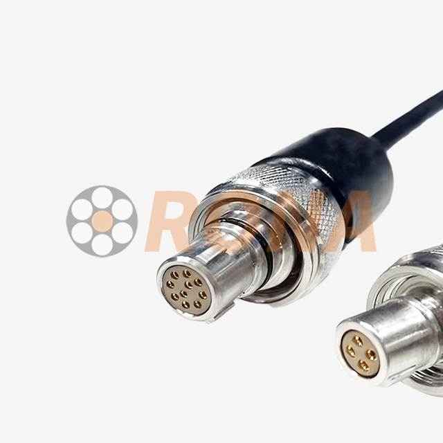 CONECTORES Y COMPONENTES EL&Eacute;CTRICOS EN MINIATURA PARA AGUAS POCO PROFUNDAS